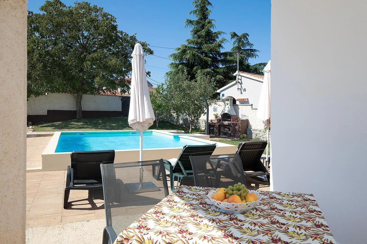 Holiday home Kuzinici Villa Divsici